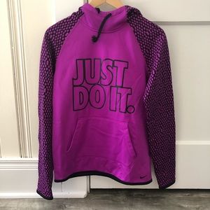 Nike hoodie size small